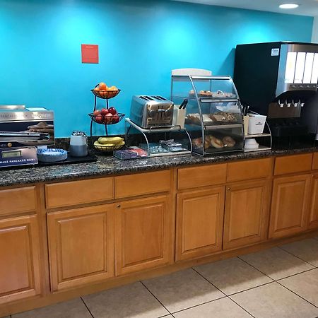 Howard Johnson By Wyndham Salinas Luaran gambar