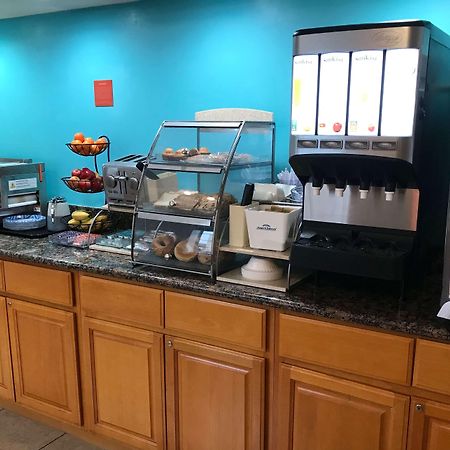 Howard Johnson By Wyndham Salinas Luaran gambar