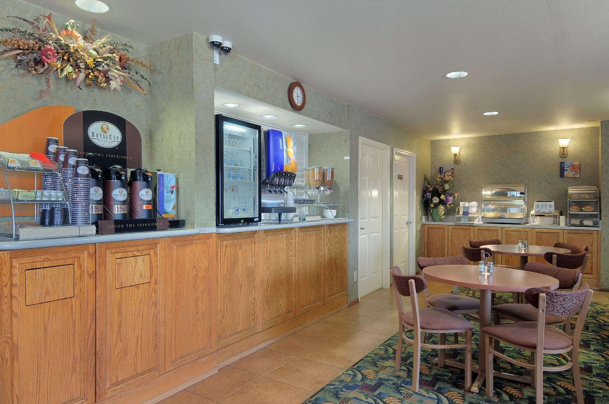 Howard Johnson By Wyndham Salinas Luaran gambar