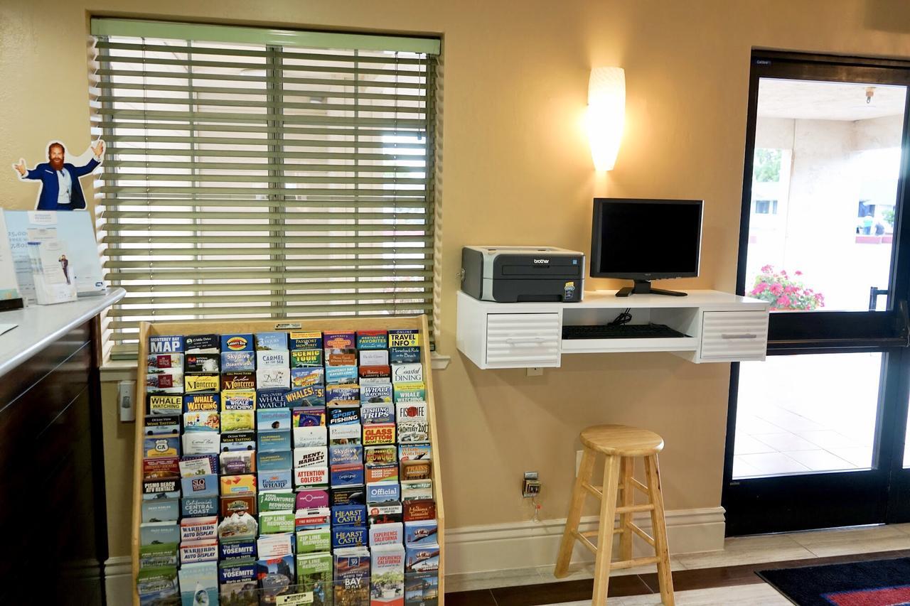 Howard Johnson By Wyndham Salinas Luaran gambar
